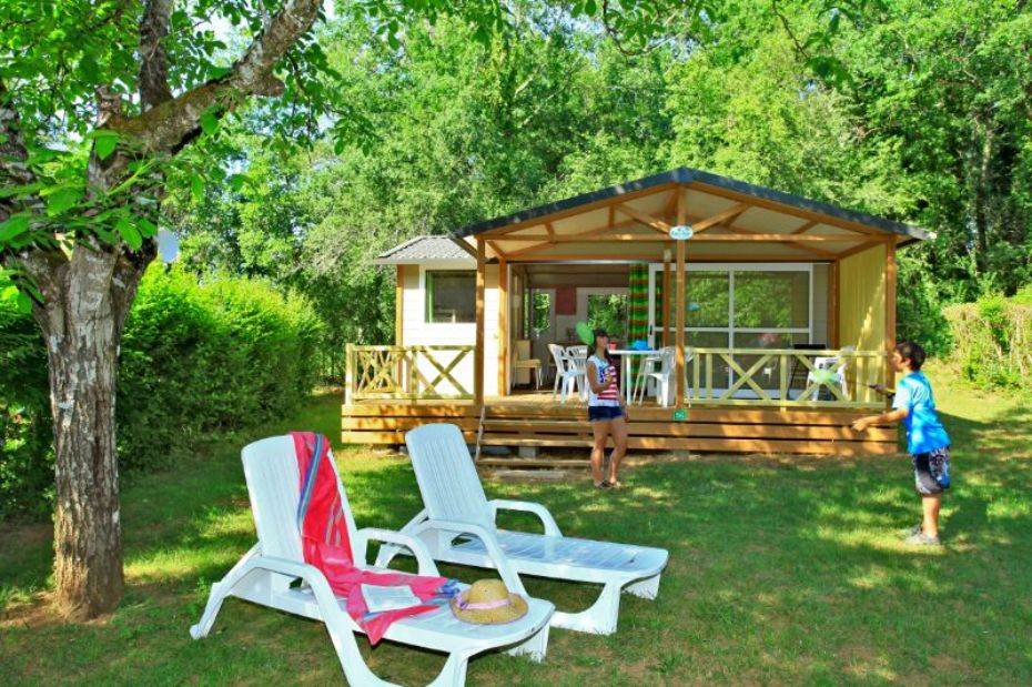 Location chalet domme 6 pers. Dordogne - ᐃ DOMAINE DES CHENES VERTS