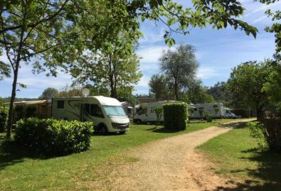 Camping-car - Le camping accueille les camping-cars