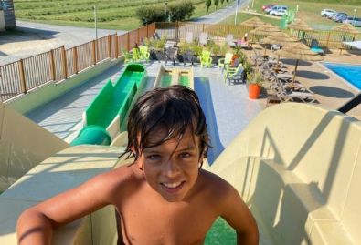 Toboggan enfants - Descendre un toboggan en toute sécurité en Périgord noir