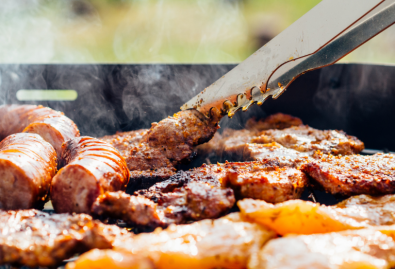 Faire un barbecue - Les campeurs peuvent louer un barbecue sur l'emplacement