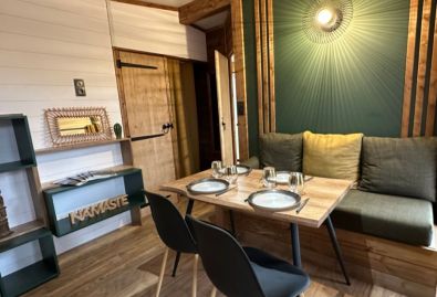 location-cottage-perigueux-espace-detente-repas.jpg - ᐃ DOMAINE DES CHENES VERTS **** : Campsite France Dordogne